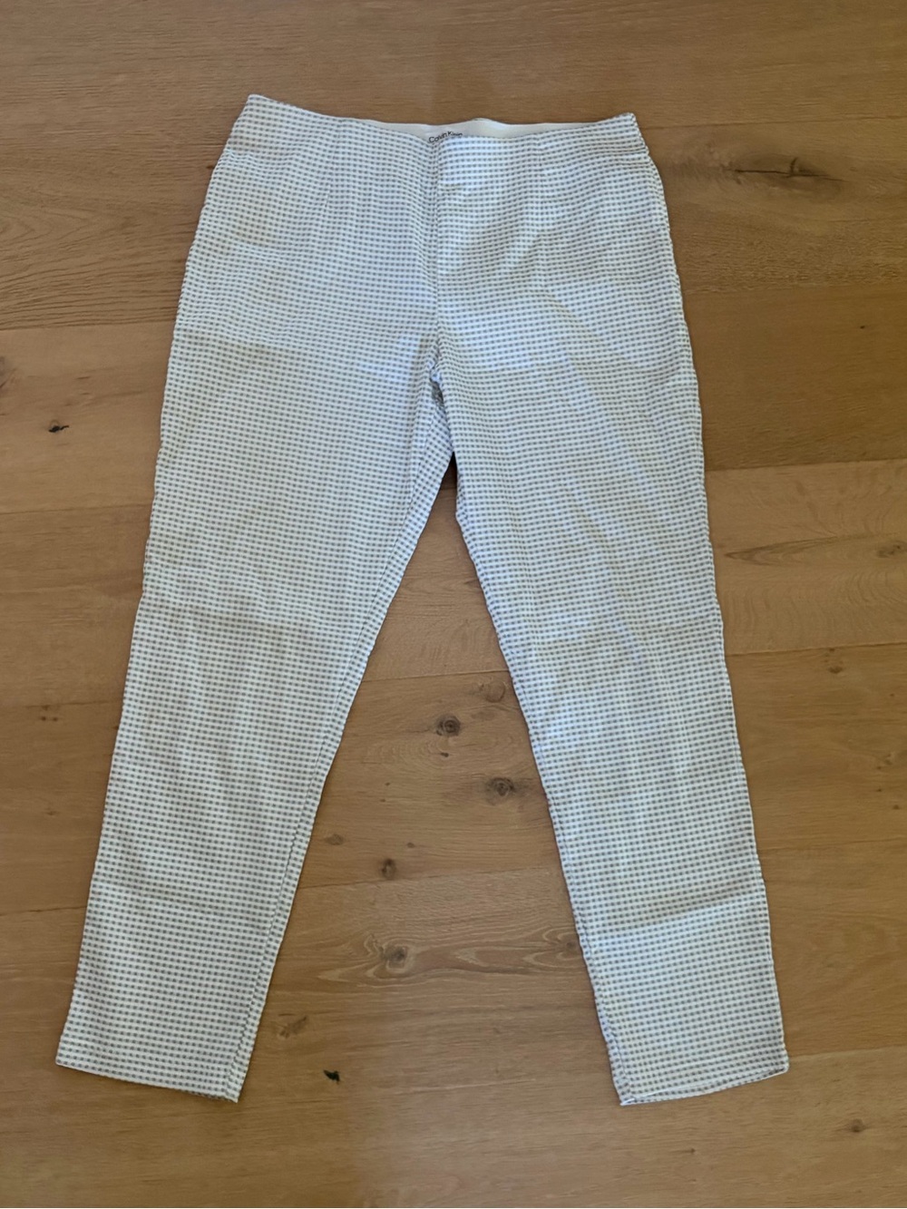 Plus Size Women’s Calvin Klein White and Beige Checkered Pants - 14